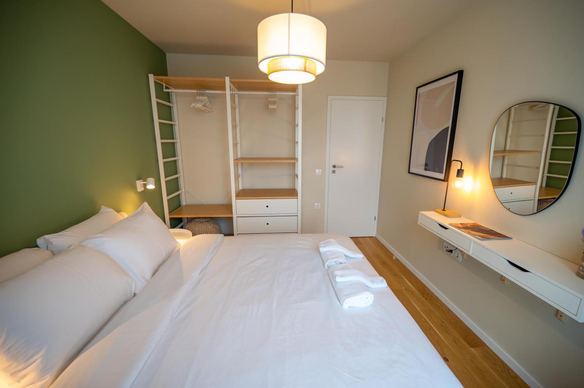 Design 1Bdr Apartment Near City Center 소피아 외부 사진