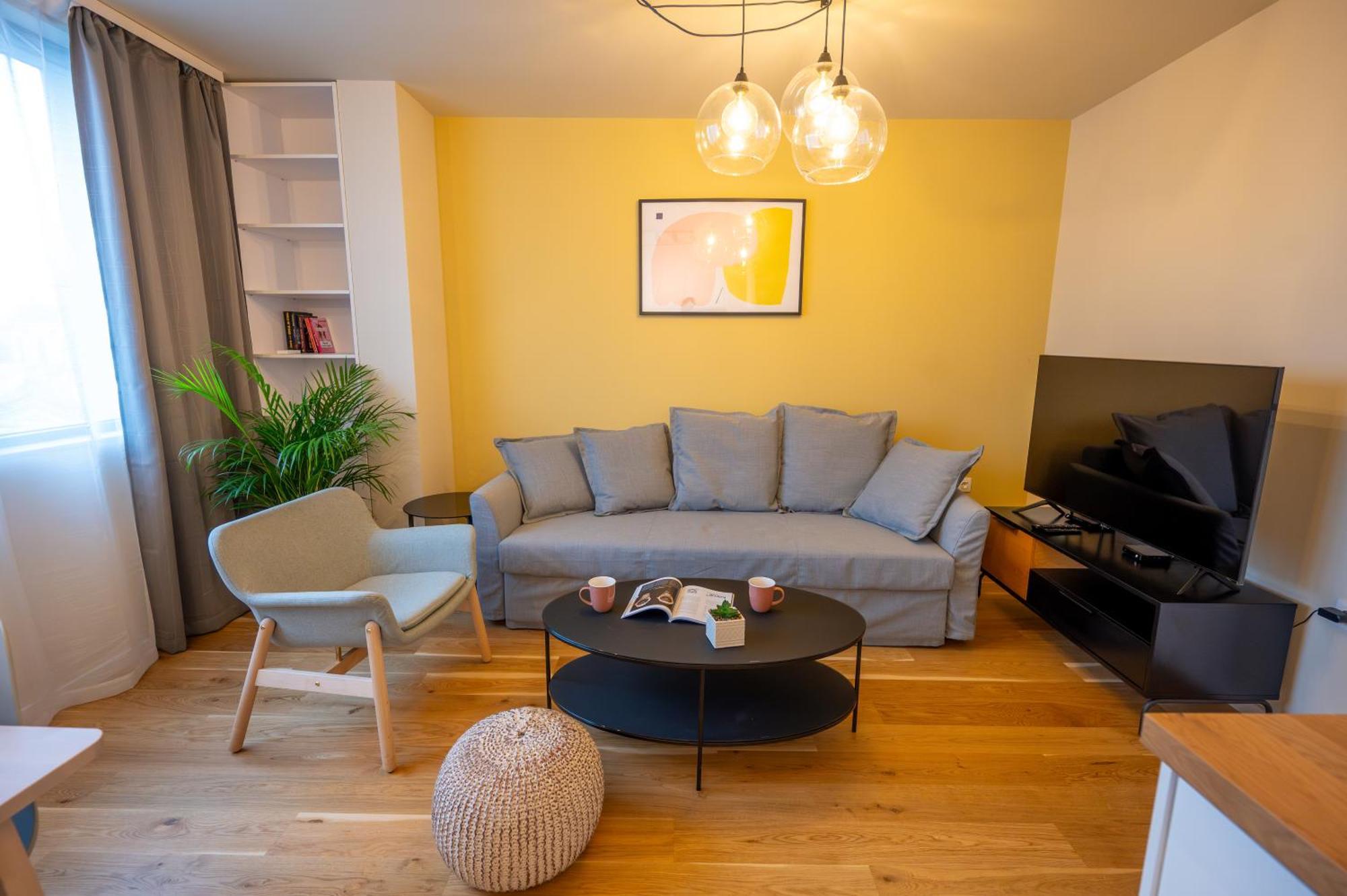 Design 1Bdr Apartment Near City Center 소피아 외부 사진